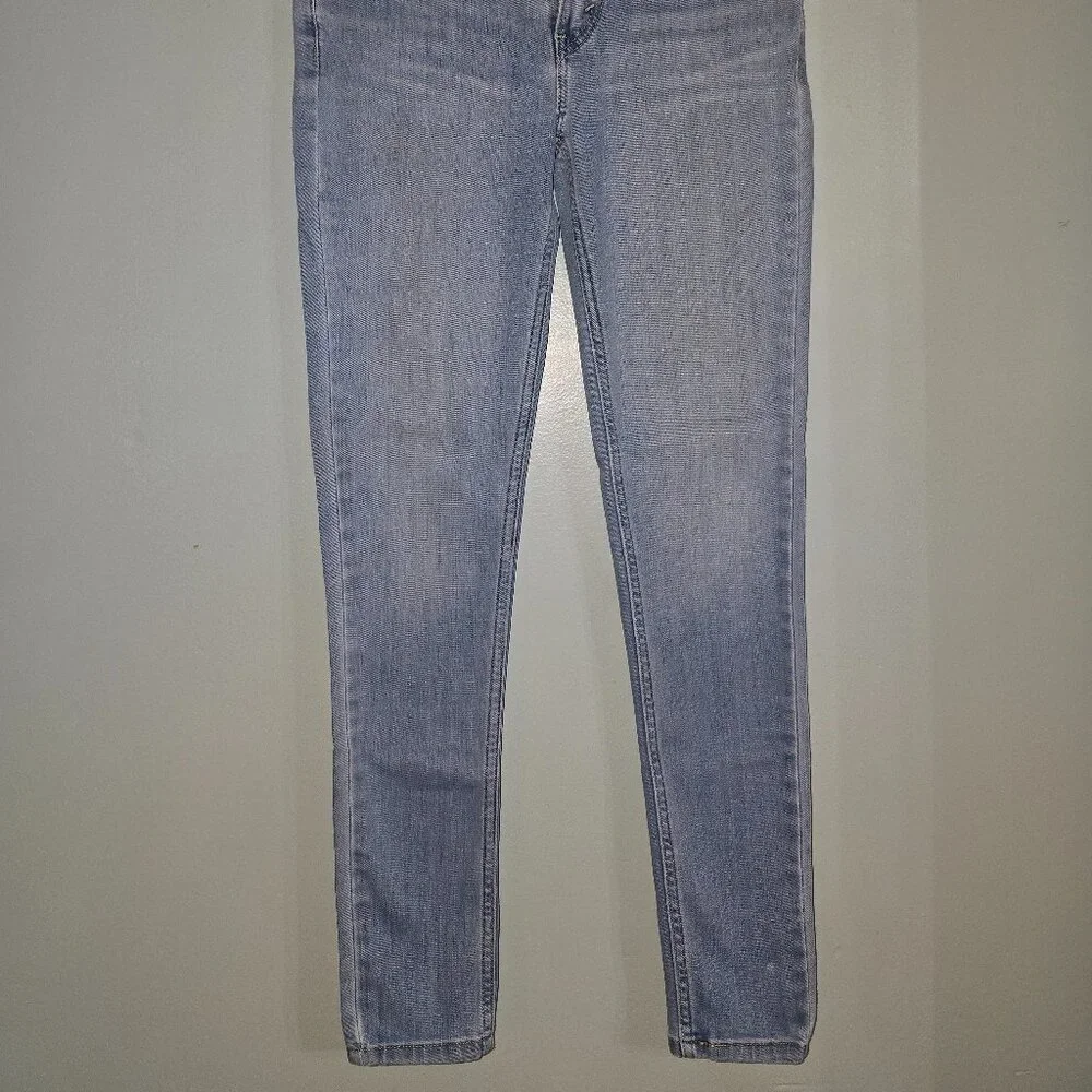 Levi's Women's Skinny Jeans, W26 L30 #1 - Picture 2 of 12